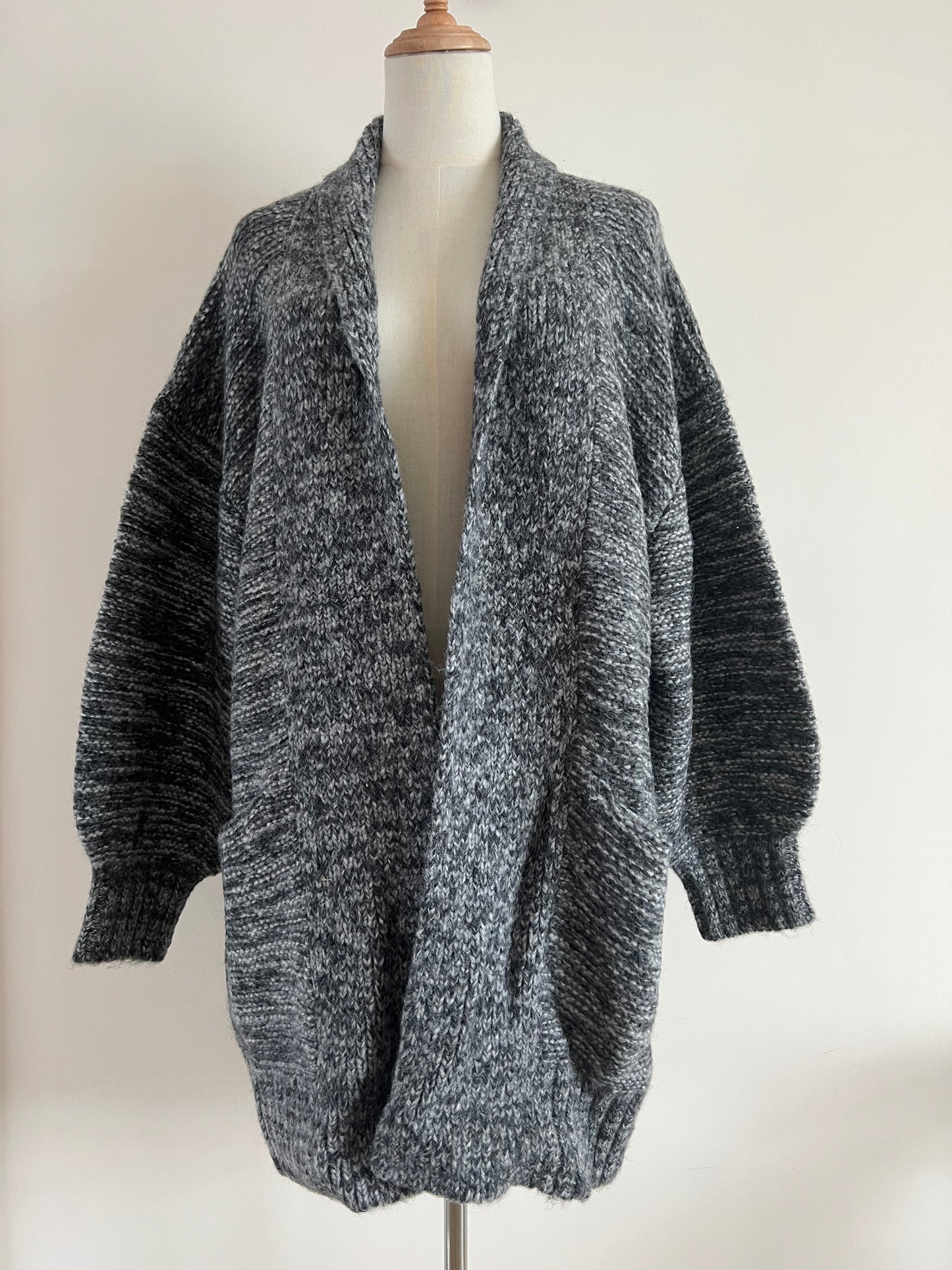 Griffith Cardigan (Oversized)