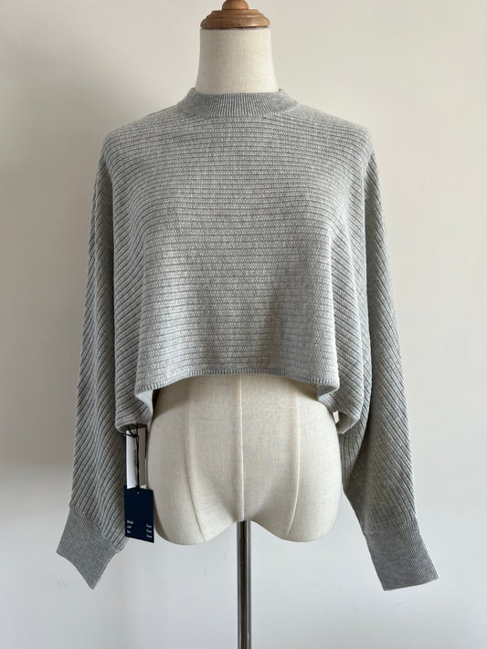 Lolan Sweater