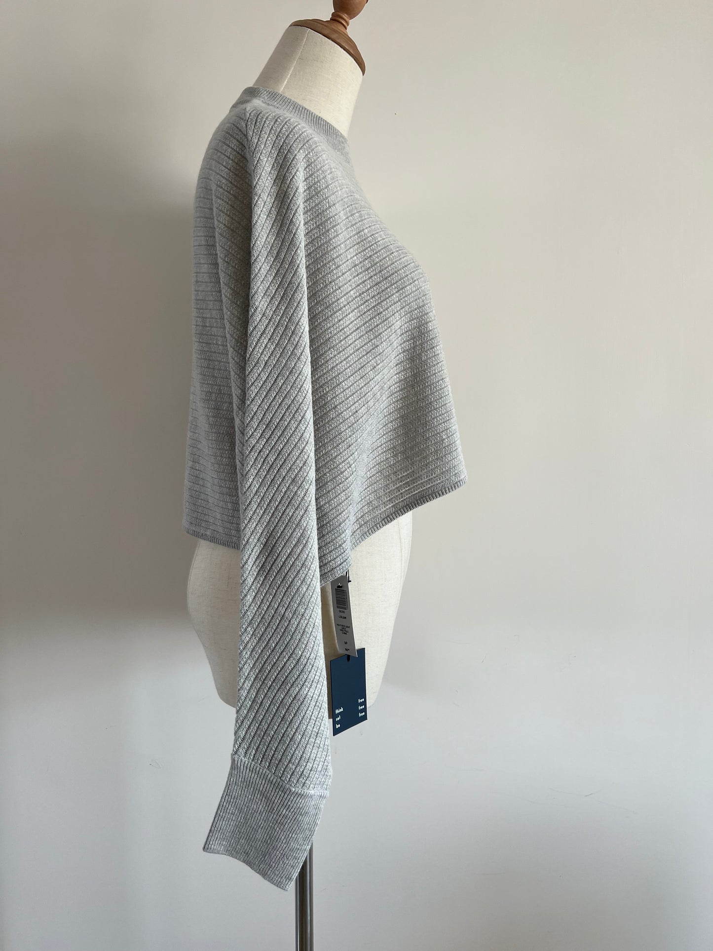 Lolan Sweater