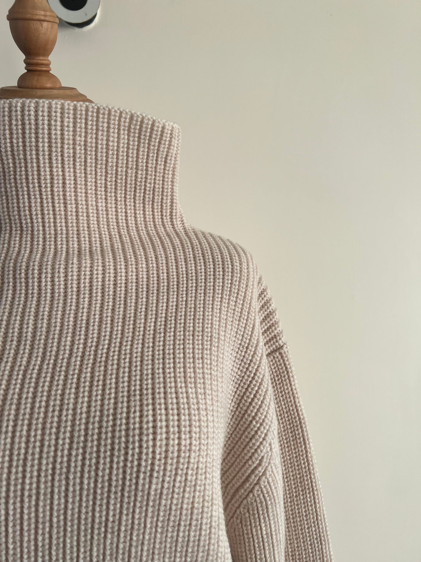 Mock-Neck Crop Wool Sweater