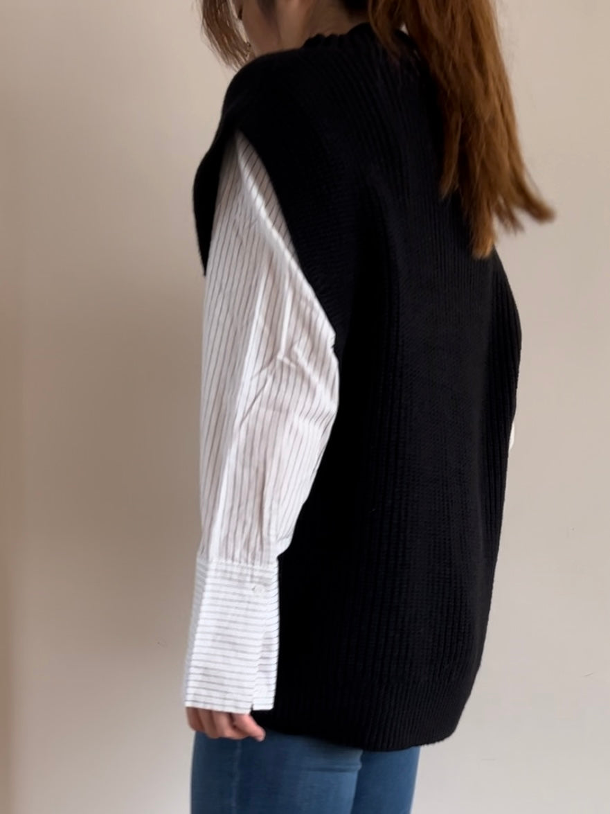 Oversized Mock-neck Wool Vest