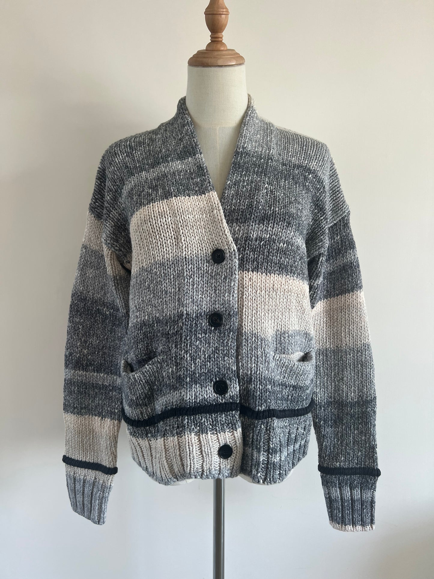 Hosk Cardigan