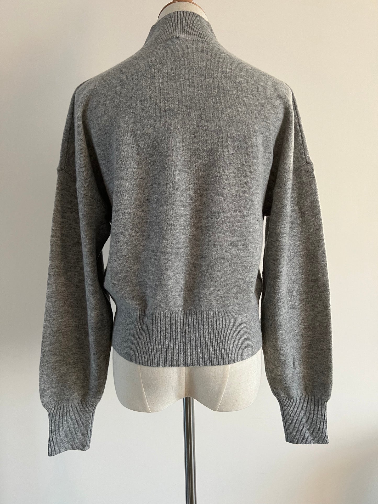 Turtle-neck Wool Top